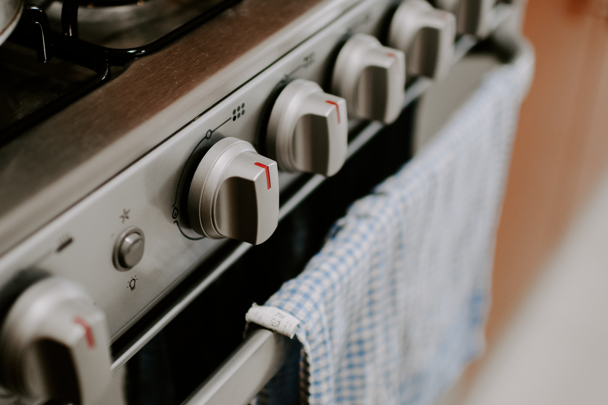 Cooking with the oven